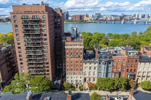 172 Beacon St, Boston, MA 02116 - Photo 24