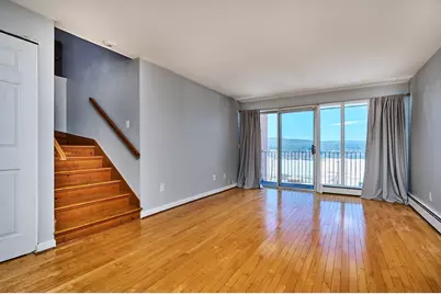 242 N East St. #24, Amherst, MA 01002 - Photo 6