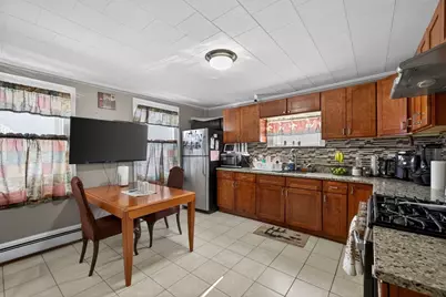 6 Morris St, Lynn, MA 01905 - Photo 4