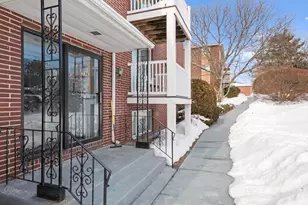 596 Boston Post Rd E, Marlborough, MA 01752 - Photo 2