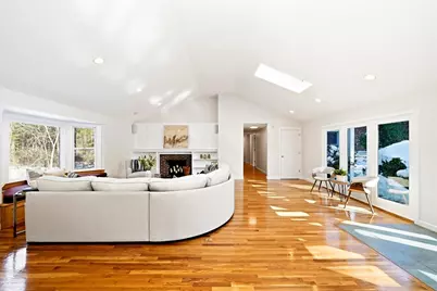 391 Maple St, Carlisle, MA 01741 - Photo 10