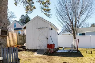 158 Hall St, Leominster, MA 01453 - Photo 18