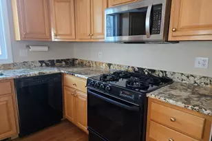 7 Tree Top Way, Methuen, MA 01844 - Photo 6