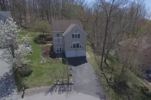 7 Tree Top Way, Methuen, MA 01844 - Photo 2