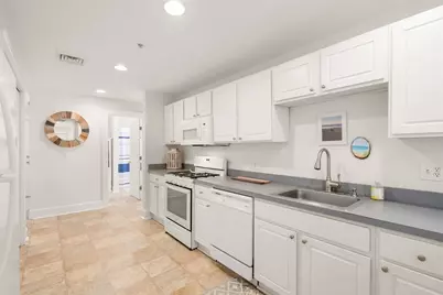 103 State St #6, Newburyport, MA 01950 - Photo 8