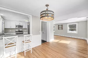 140 Slumber Ln, Springfield, MA 01128 - Photo 6