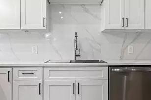 60 Stanley St, Boston, MA 02125 - Photo 4