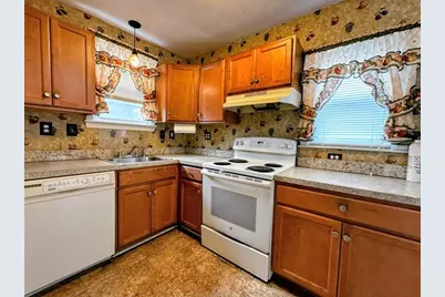 67 Saville Street, Saugus, MA 01906 - Photo 10