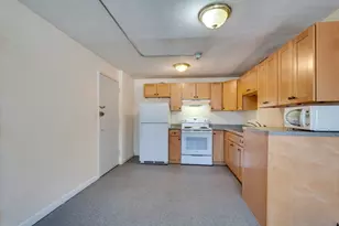 70 Jamaicaway, Boston, MA 02130 - Photo 4
