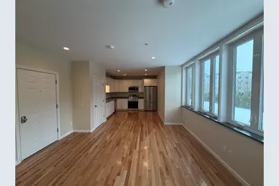 85 Lowell #6, Peabody, MA 01960 - Photo 8