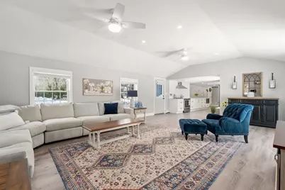 738 Whiting St, Hanover, MA 02339 - Photo 8