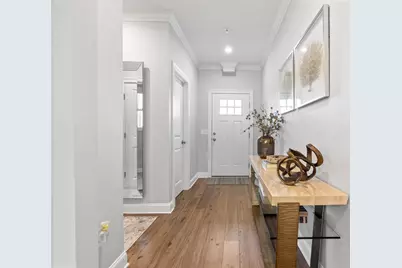 843 Ledgewood Way #843, Clinton, MA 01510 - Photo 4