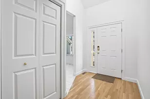 1203 Magnolia Dr, Wayland, MA 01778 - Photo 4