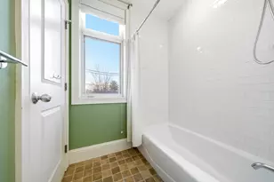 38 Brookford St, Cambridge, MA 02140 - Photo 22