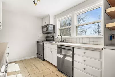 2 Perreault Ave, Billerica, MA 01821 - Photo 8