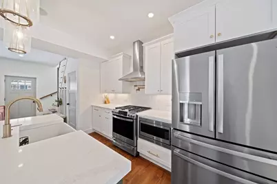 205 Park St #2, Boston, MA 02132 - Photo 6