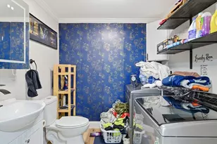 238 E Main St, Chicopee, MA 01020 - Photo 24