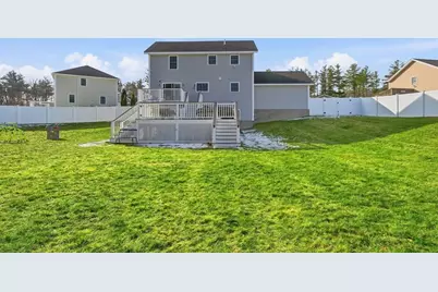 18 Downy Cir, Fitchburg, MA 01420 - Photo 32