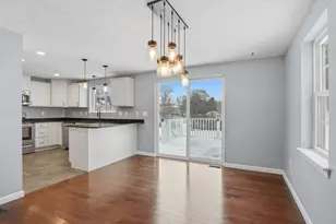 18 Downy Cir, Fitchburg, MA 01420 - Photo 16