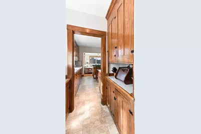 16-18 Pondview Rd, Arlington, MA 02474 - Photo 18