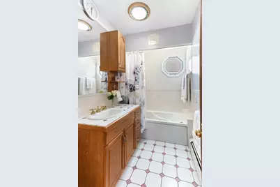16-18 Pondview Rd, Arlington, MA 02474 - Photo 26