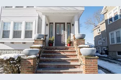 16-18 Pondview Rd, Arlington, MA 02474 - Photo 4