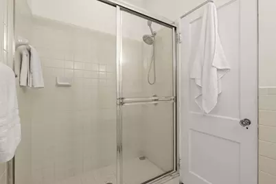 125 Park St #2, Brookline, MA 02446 - Photo 16