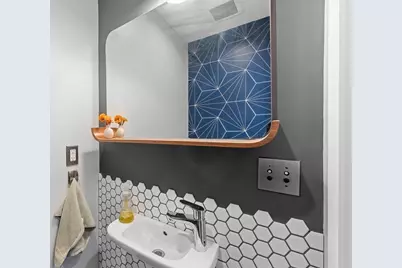 10 Sanborn Ave, Somerville, MA 02143 - Photo 12