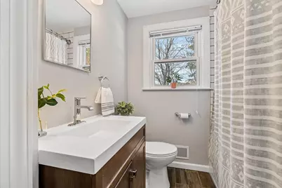 35 Gleason St, Framingham, MA 01701 - Photo 12