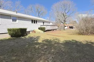 35 Gleason St, Framingham, MA 01701 - Photo 14