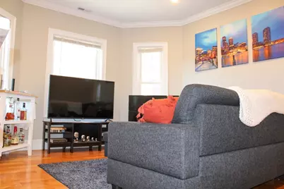 116 Holland St #2R, Somerville, MA 02144 - Photo 6