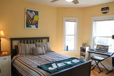 116 Holland St #2R, Somerville, MA 02144 - Photo 8