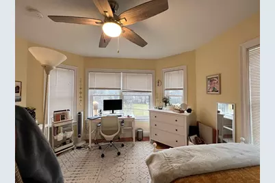 116 Holland St #3R, Somerville, MA 02144 - Photo 2