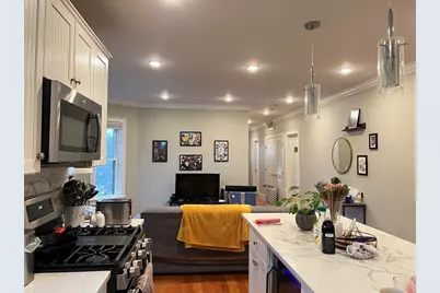 116 Holland St #3R, Somerville, MA 02144 - Photo 10