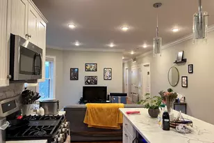 116 Holland St, Somerville, MA 02144 - Photo 10