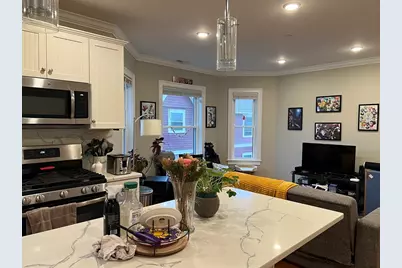 116 Holland St #3R, Somerville, MA 02144 - Photo 12