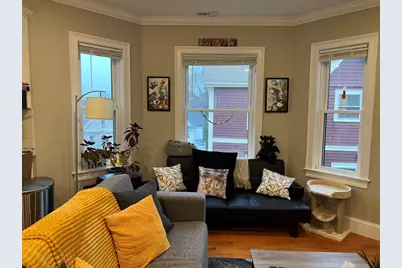 116 Holland St #3R, Somerville, MA 02144 - Photo 8