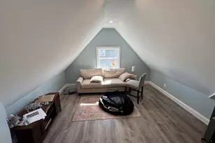 211 Holland St, Somerville, MA 02144 - Photo 6