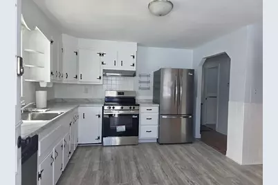 55 Apthorp St, Worcester, MA 01606 - Photo 6