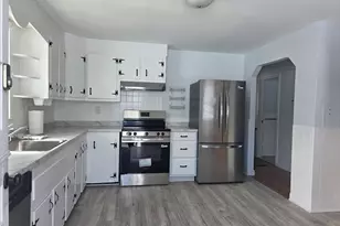 55 Apthorp St, Worcester, MA 01606 - Photo 6