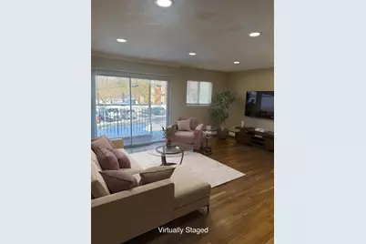 10 Crescent Dr #5, Andover, MA 01810 - Photo 2