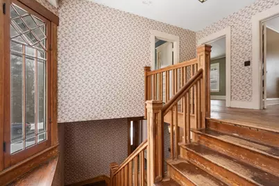 61 Cleveland St, Holyoke, MA 01040 - Photo 24