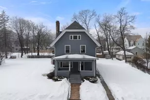 61 Cleveland St, Holyoke, MA 01040 - Photo 32