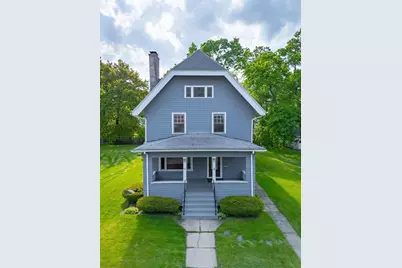 61 Cleveland St, Holyoke, MA 01040 - Photo 1