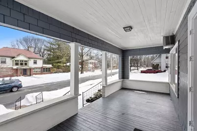 61 Cleveland St, Holyoke, MA 01040 - Photo 4