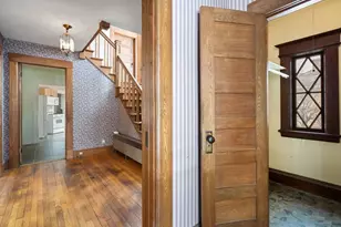 61 Cleveland St, Holyoke, MA 01040 - Photo 18