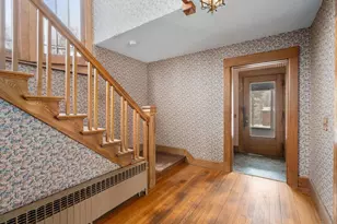 61 Cleveland St, Holyoke, MA 01040 - Photo 10