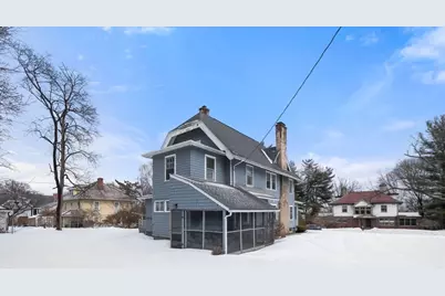 61 Cleveland St, Holyoke, MA 01040 - Photo 34
