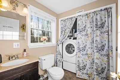 8 Hemlock St, Paxton, MA 01612 - Photo 18