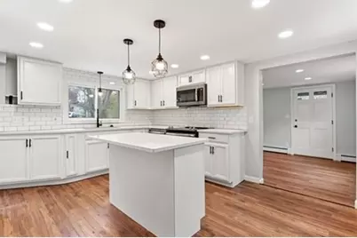 18 Wainwright Ave, Haverhill, MA 01835 - Photo 4